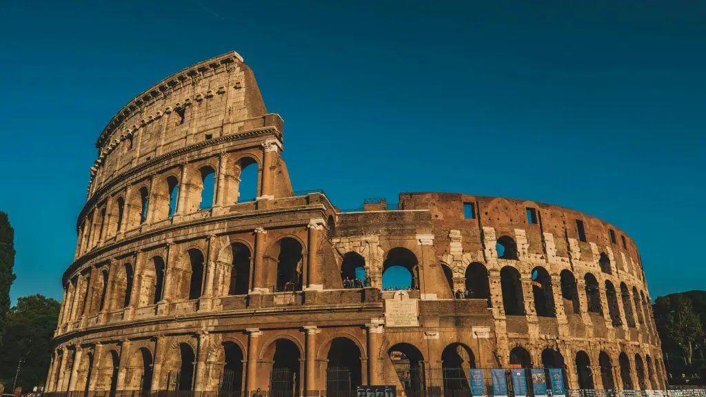 Roma colosseo vicino al fabulous village