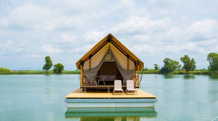 Recensione Glamping Laghi Nabi 2024: Esperienza di Lusso Immersa nella Natura alloggio galleggiante glamping Nabi Laghi Campania