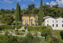 Recensione Agriturismo Borgo Il Mezzanino Salò 2024: Scoperta di un’Autentica Esperienza Sul Lago Di Garda recensione agriturismo borgo il mezzanino entrata e vista dall'alto
