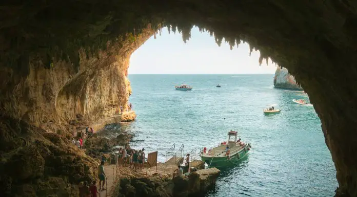 I 5 migliori campeggi in Puglia sul mare: scopri l’incanto della Vacanza Sul Mare migliori campeggi in puglia sul mare