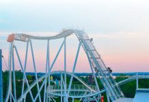 Cosa fare a Gardaland: Scopri le Fantastiche Attrazioni più Desiderate del 2025 montagne russe per chi si chiede cosa fare a gardaland
