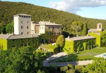 Recensioni Tenuta di Murlo, Esperienze Esclusive e Consigli per una Vacanza da Sogno in Umbria nel 2025 recensioni tenuta di murlo vista dall'alto completa e immersa nel verde dell'umbria